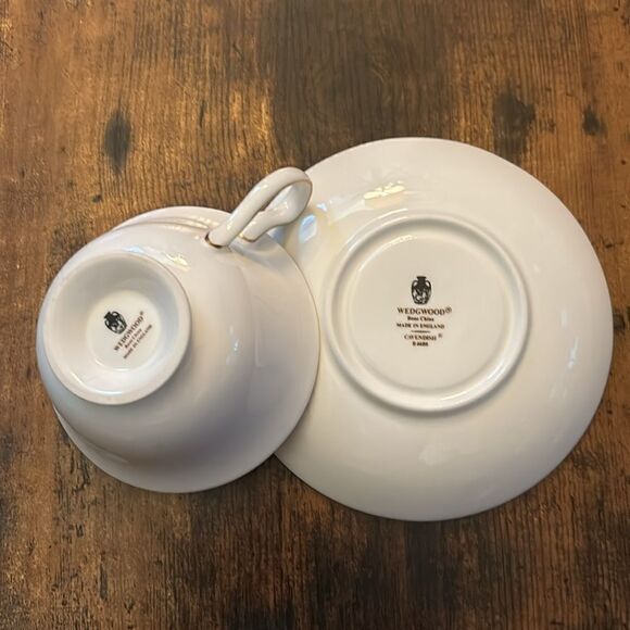 Wedgwood Cavendish Teacup Peony with Saucer / Excellent - Picture 7 of 7